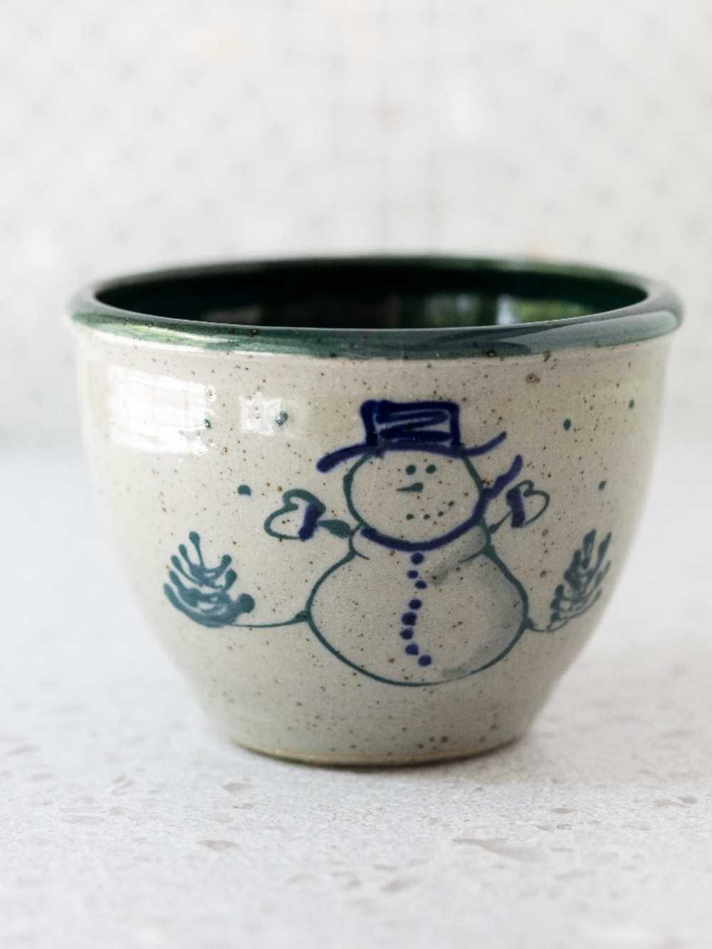 Great Bay Pottery? Blue Holiday Snowman on Gray 4.5” x 3.5” Bowl Green Interior